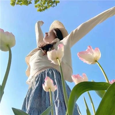 不动声色的柏田小姐与喜形于色的太田君